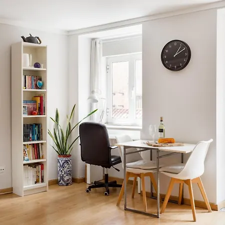 Alfama 2br Near Se & Terreiro Do Paco * Лиссабон