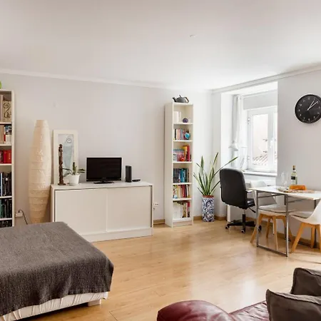 Alfama 2br Near Se & Terreiro Do Paco Апартаменты