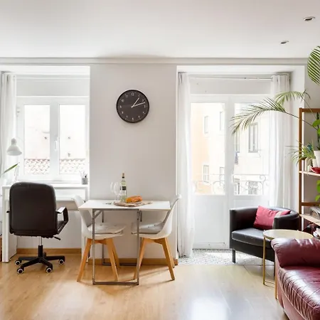 Alfama 2br Near Se & Terreiro Do Paco * Лиссабон