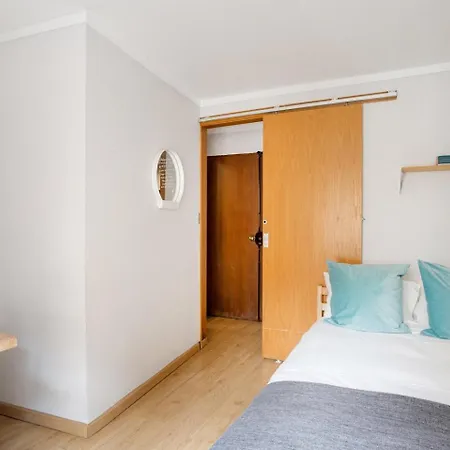 Апартаменты Alfama 2br Near Se & Terreiro Do Paco Лиссабон