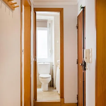 Alfama 2br Near Se & Terreiro Do Paco Лиссабон