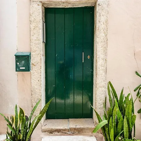 Alfama 2br Near Se & Terreiro Do Paco